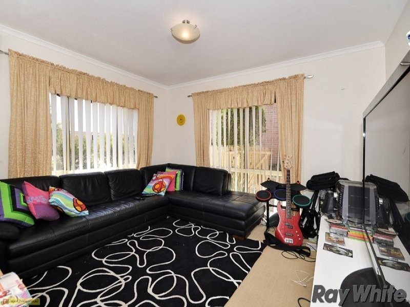 31 Tarrant Crescent, Dunlop ACT 2615