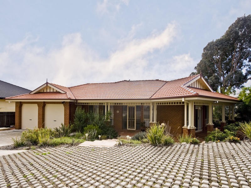 7 Brennan Court, Jerrabomberra NSW 2619
