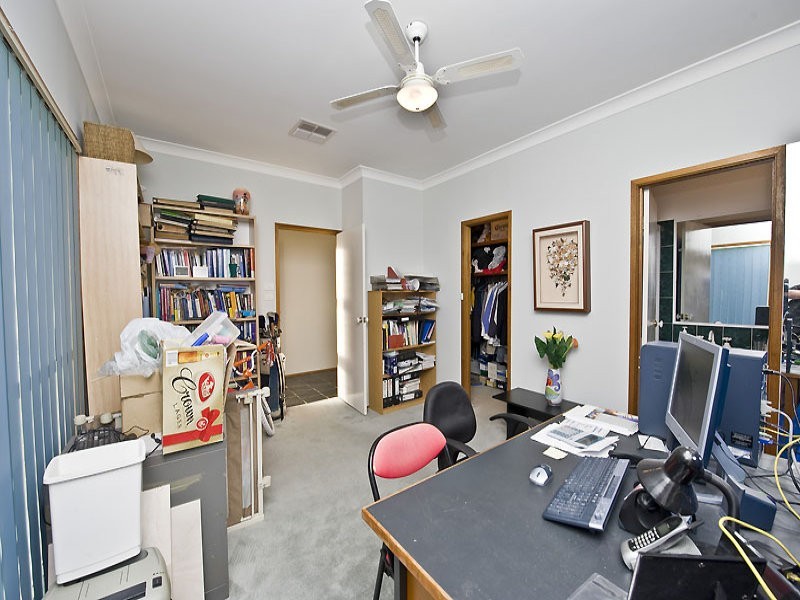 8 Mighell Place, Theodore ACT 2905