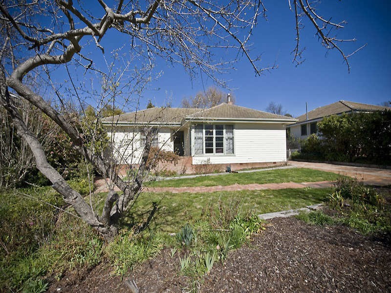 5 Turner Place, Yarralumla ACT 2600