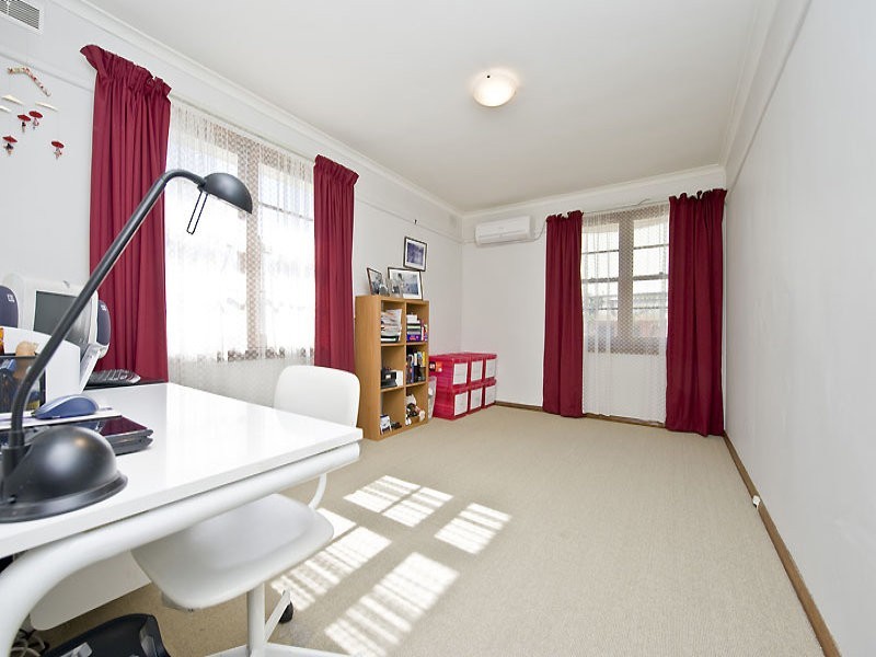 5 Turner Place, Yarralumla ACT 2600