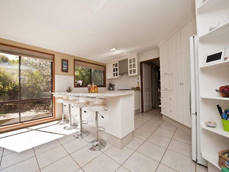 42 Fisken Crescent, Kambah ACT 2902