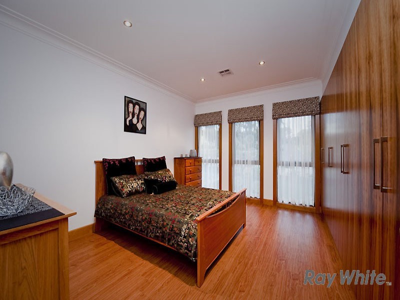 65 Hopetoun Circuit, Yarralumla ACT 2600