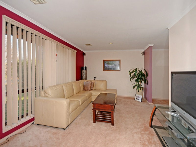 24 Michael Holt Crescent, Gordon ACT 2906