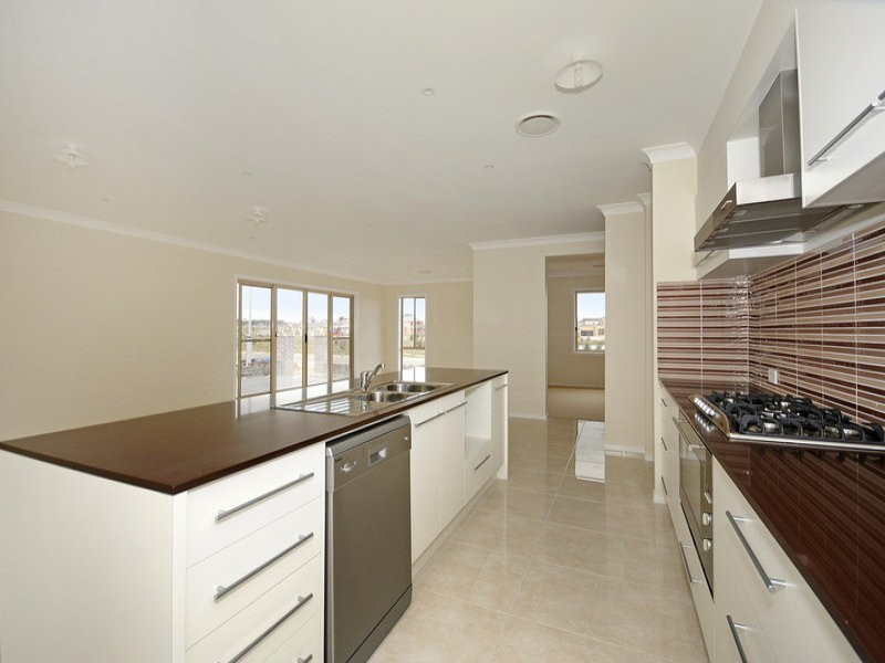 49 Oodgeroo Avenue, Franklin ACT 2913