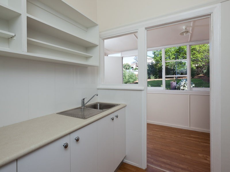 55 The Crescent, Queanbeyan NSW 2620