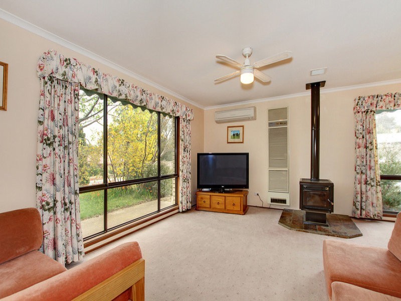 33 Guthridge Crescent, Wanniassa ACT 2903