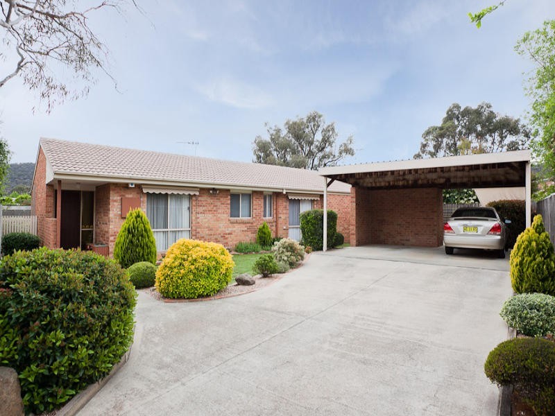 14 Snow Gum Place, Jerrabomberra NSW 2619