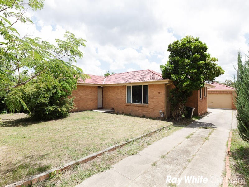 15 McCubbin Street, Weston ACT 2611