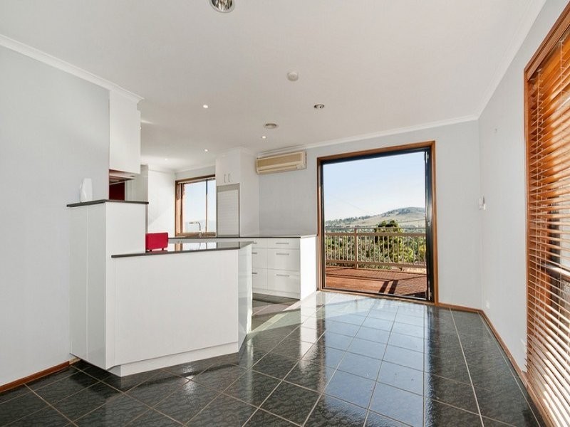 5 Mackerras Crescent, Theodore ACT 2905