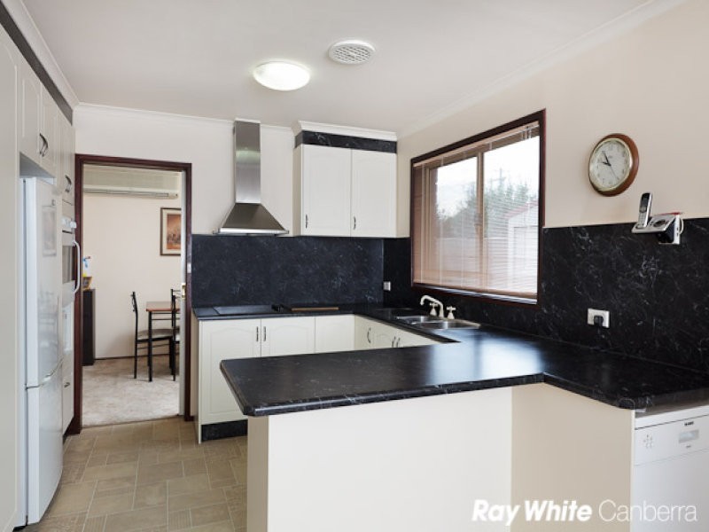 7 Hadow Place, Gilmore ACT 2905