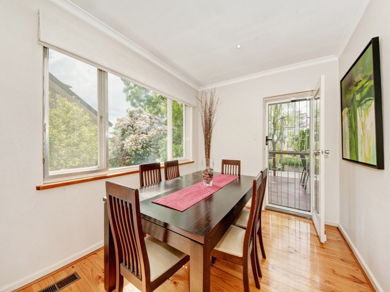 12 Leane Street, Hughes ACT 2605