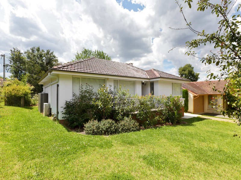 45 Newdegate Street, Deakin ACT 2600