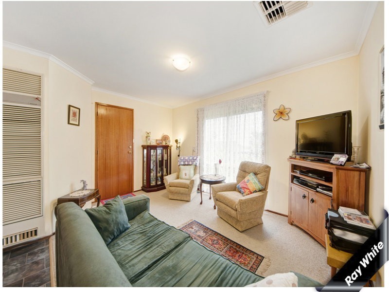 2 West Place, Banks ACT 2906