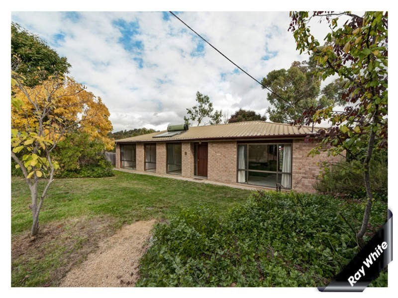 5 Annear Place, Fadden ACT 2904