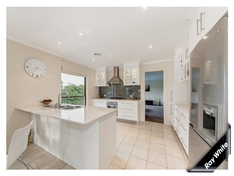 16 Rossarden Street, Fisher ACT 2611