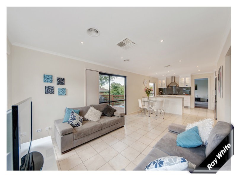 16 Rossarden Street, Fisher ACT 2611