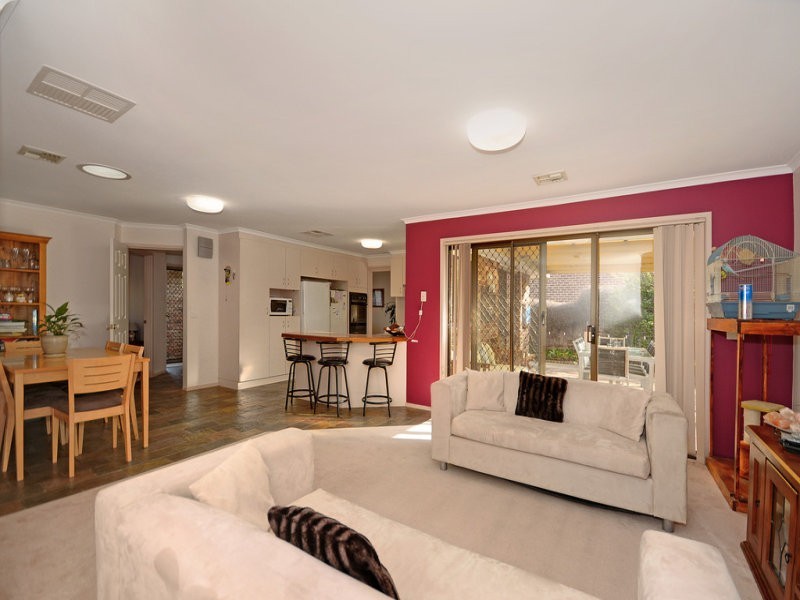 24 Michael Holt Crescent, Gordon ACT 2906