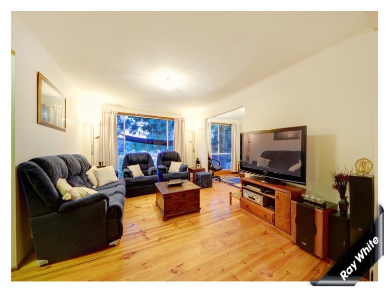 15 Outtrim Avenue, Calwell ACT 2905