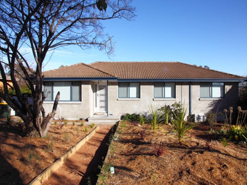 54 Calder Crescent, Holder ACT 2611