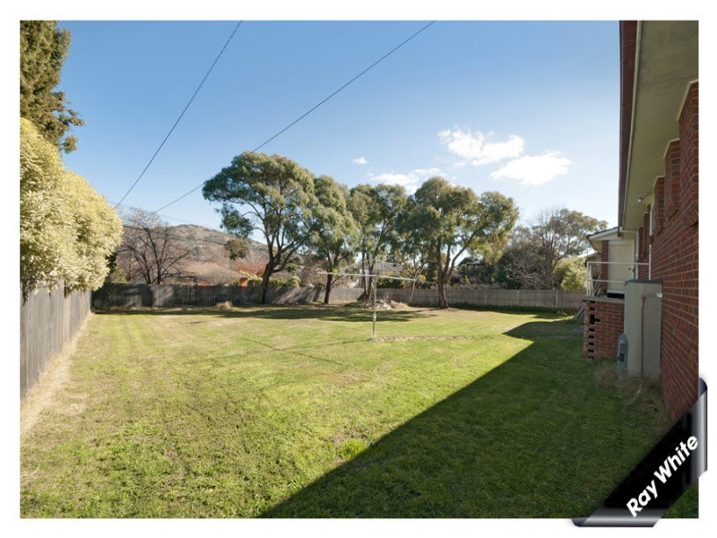 8 Hoseason Street, Mawson ACT 2607
