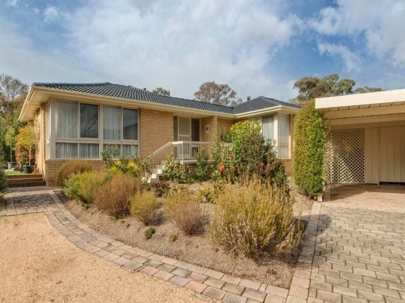 5 Malara Street, Waramanga ACT 2611