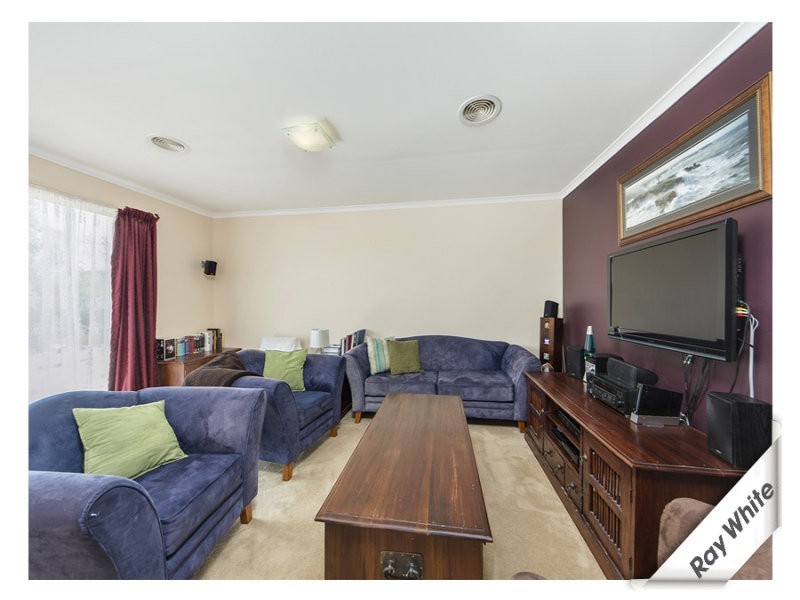 18 Vonwiller Crescent, Theodore ACT 2905