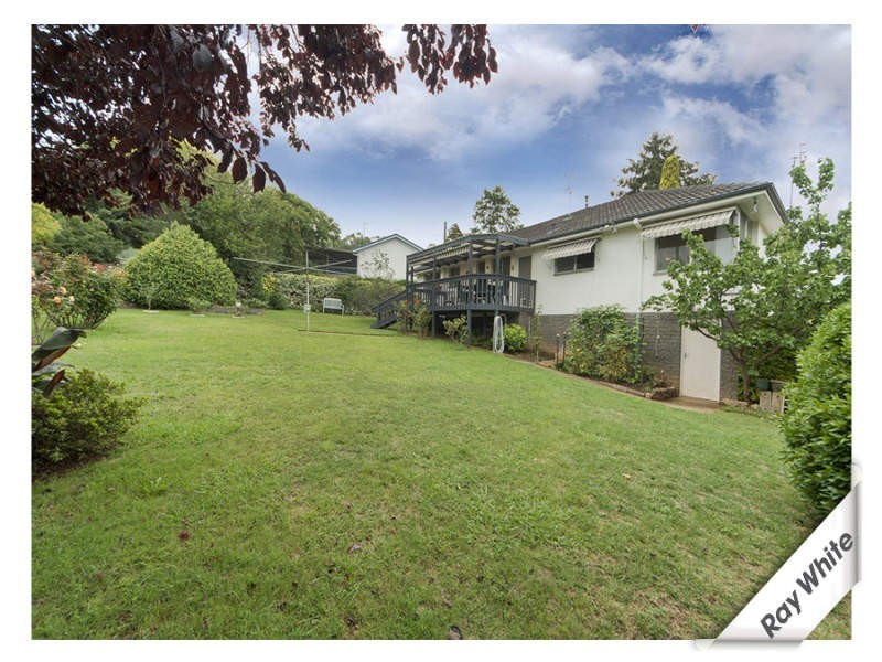 40 Deloraine Street, Lyons ACT 2606