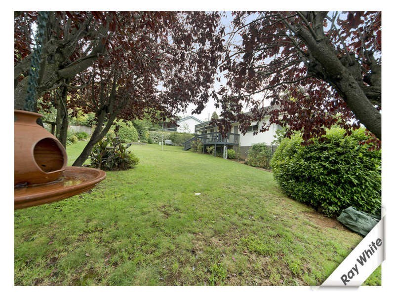 40 Deloraine Street, Lyons ACT 2606