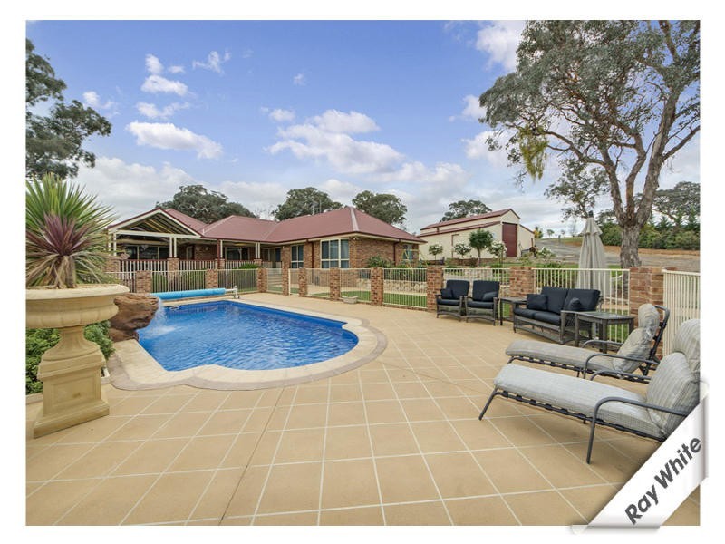 7 Staunton Place, Googong NSW 2620