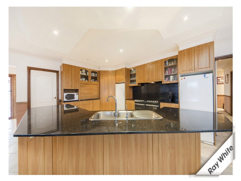 7 Staunton Place, Googong NSW 2620