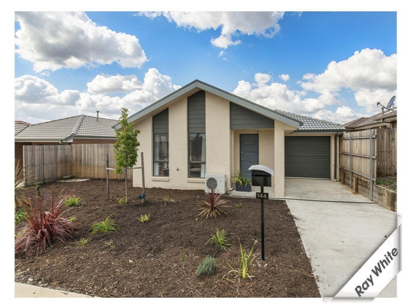 144 Macfarlane Burnet Avenue, Macgregor ACT 2615