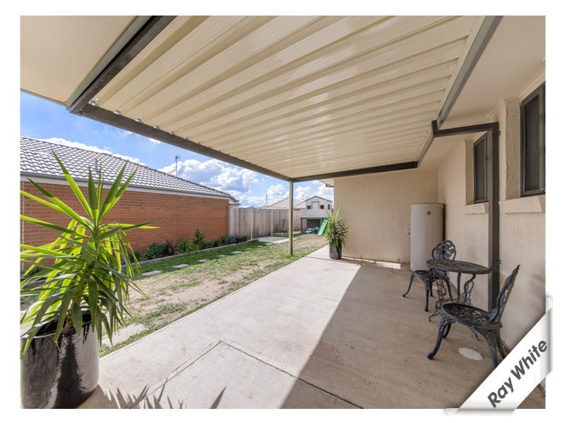 144 Macfarlane Burnet Avenue, Macgregor ACT 2615