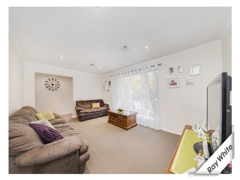 14 Forsythe Street, Banks ACT 2906