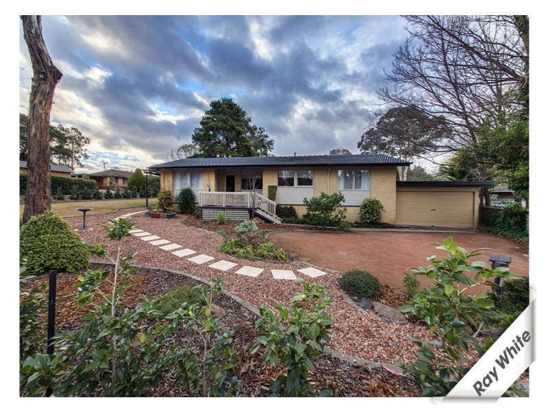74 Dunstan Street, Curtin ACT 2605