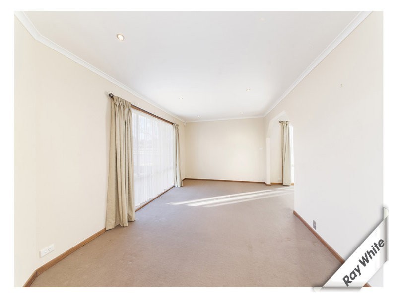 1 Tattersall Crescent, Florey ACT 2615