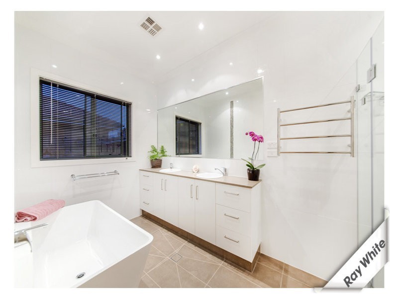 4 Winser Crescent, Kambah ACT 2902