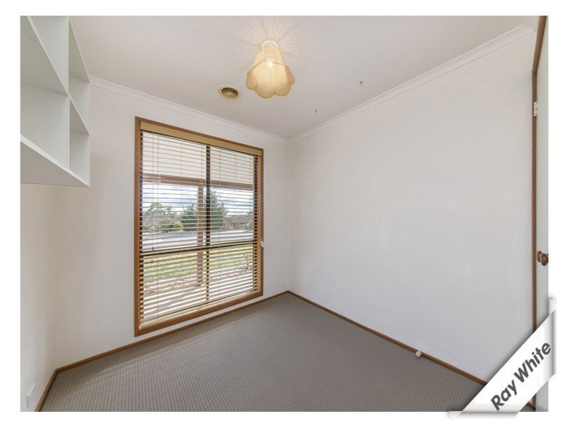 82 Rischbieth Crescent, Gilmore ACT 2905