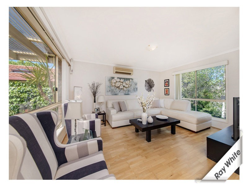 18 Chipperfield Circuit, Gordon ACT 2906