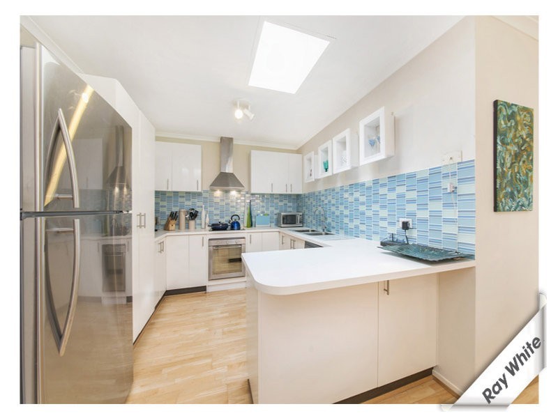 18 Chipperfield Circuit, Gordon ACT 2906