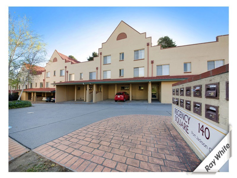 2/140 Port Jackson Circuit, Phillip ACT 2606