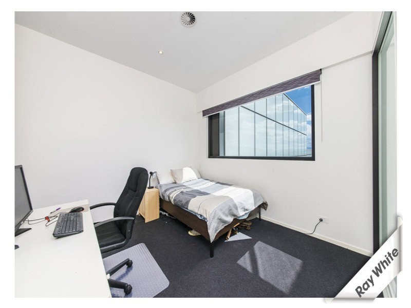 1601/240 ‘Manhattan on the Park’ Bunda Street, City ACT 2601