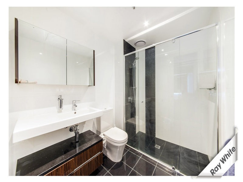 1601/240 ‘Manhattan on the Park’ Bunda Street, City ACT 2601