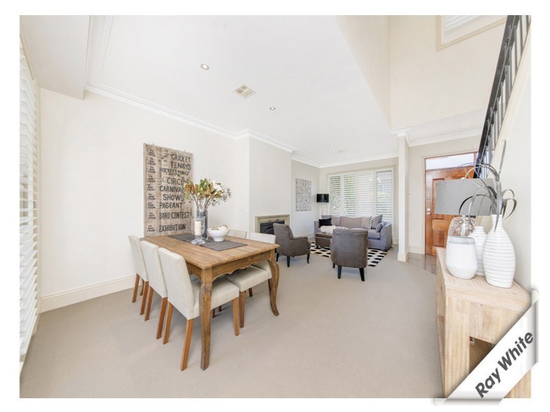2/10 Hutchins Street, Yarralumla ACT 2600