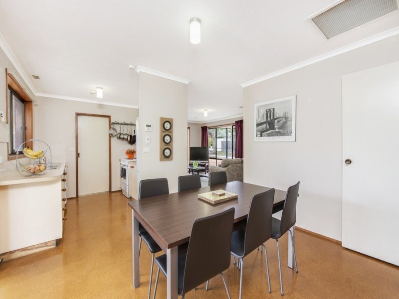 16 Australie Close, Gilmore ACT 2905