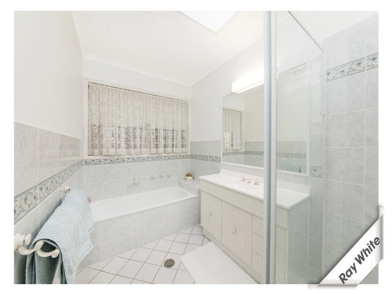 1 Bolger Place, Kambah ACT 2902