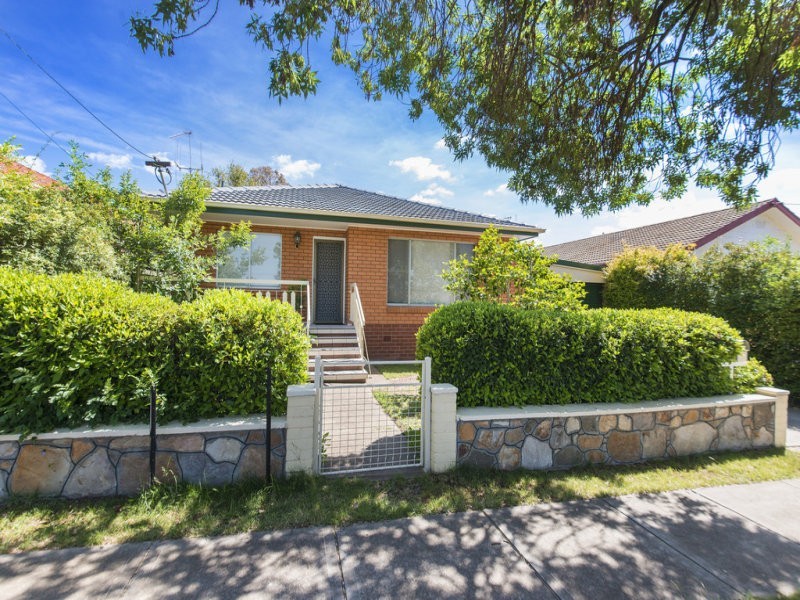 12 Waterloo Street, Queanbeyan NSW 2620