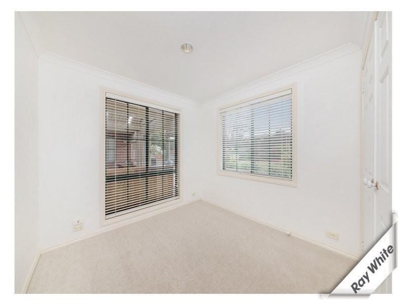 30 Saggers Close, Gordon ACT 2906