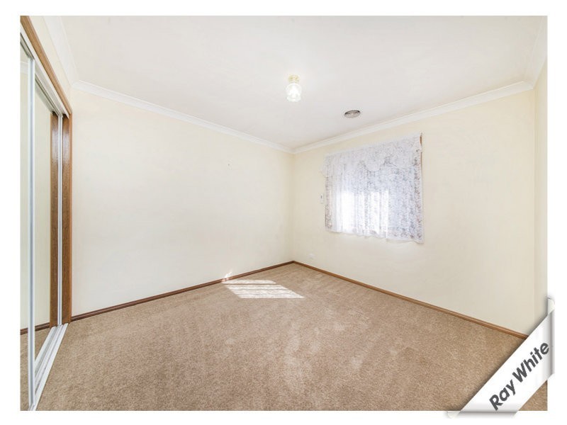 6 Colverwell Crescent, Jerrabomberra NSW 2619