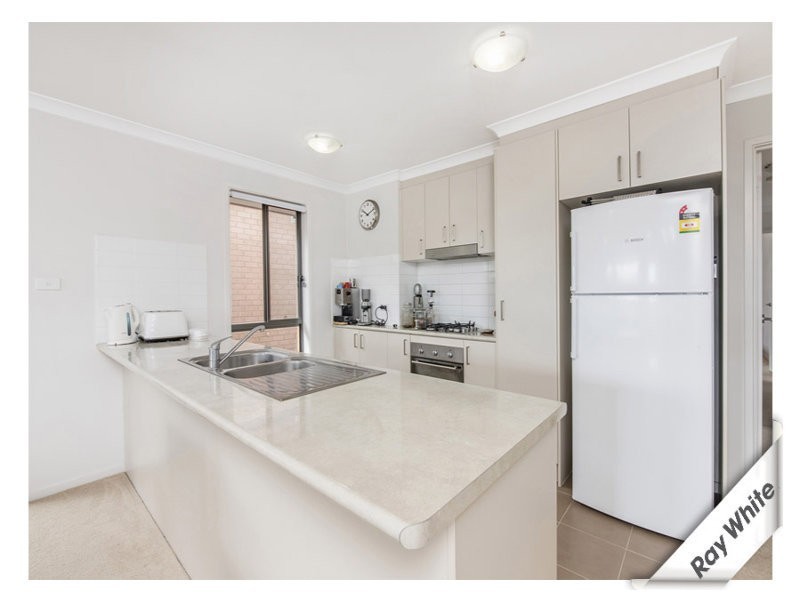 172 Macfarlane Burnett Avenue, Macgregor ACT 2615
